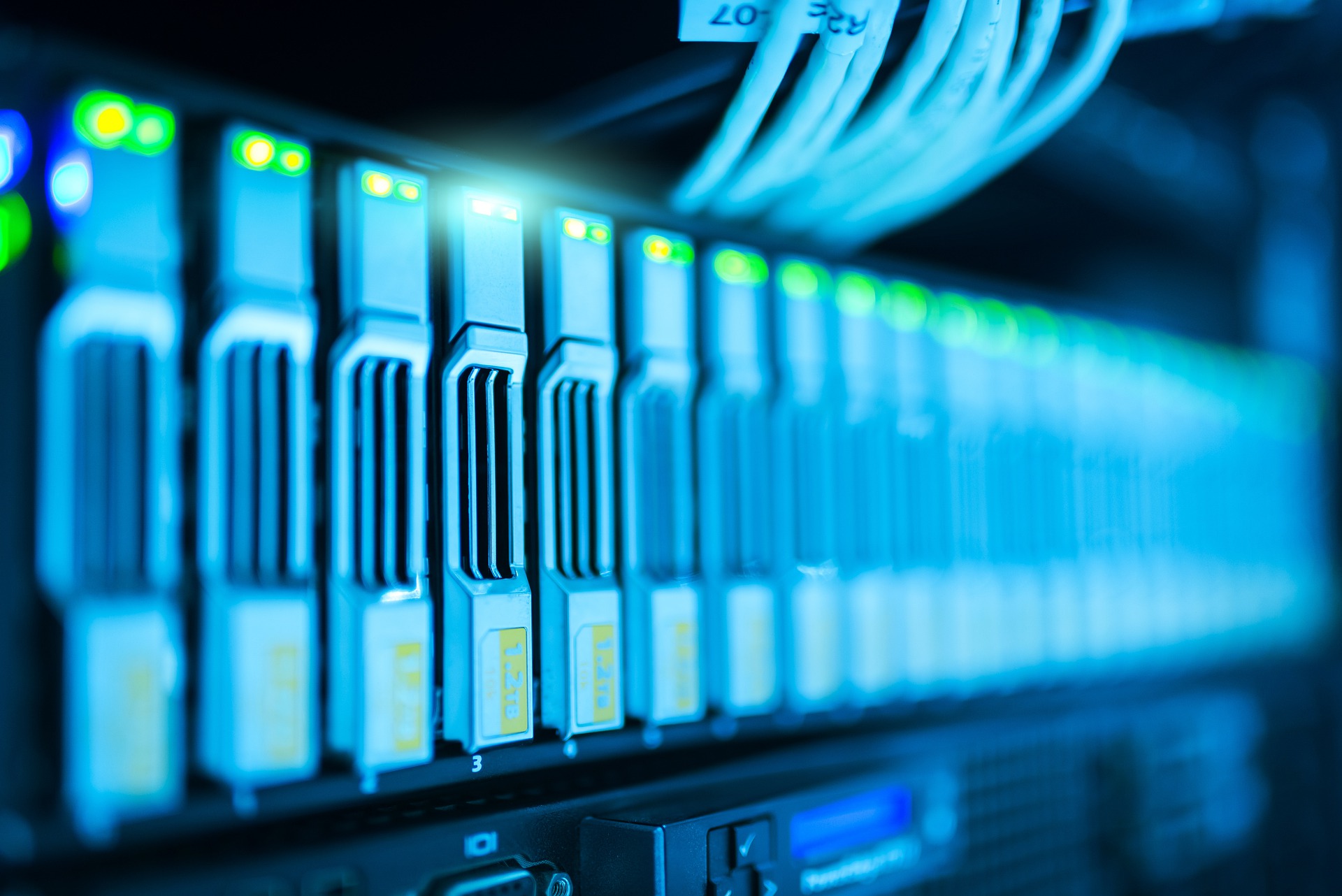 Structured Cabling in Data Centers